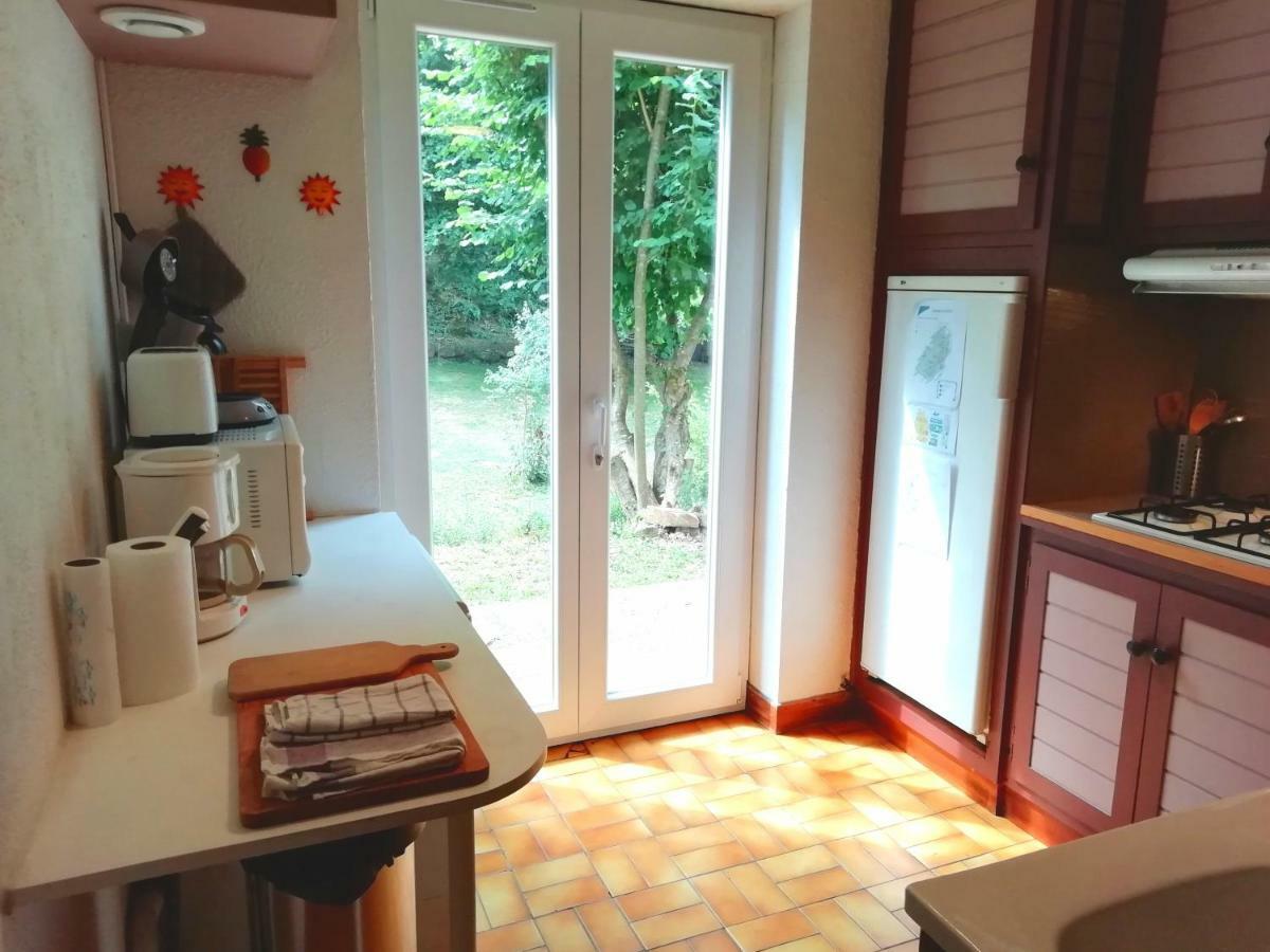 Ferienwohnung Le Grand Saule Aston Exterior foto